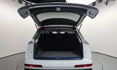 Audi Q7 2021, 25377 км, за 37112.44 USD - фото 20
