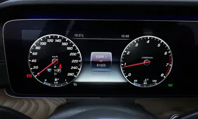 Mercedes-Benz E-Class 2019, 81623 км, за 15304.78 USD - фото 8