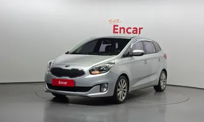 Kia Carens · 2015 год