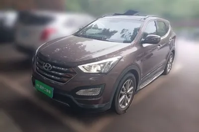 Hyundai Santa Fe · 2013 год