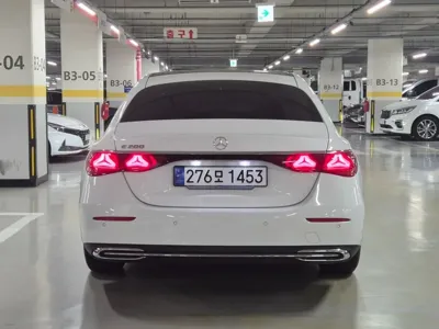 Mercedes-Benz E-Class 2024, 31000 км, за 34752.64 USD