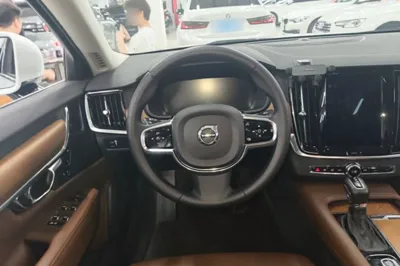Volvo S90 2019, 79800 км, за 19599 USD - фото 19