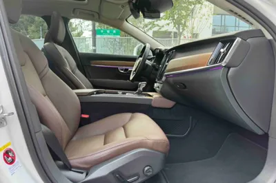 Volvo S90 2019, 79800 км, за 19599 USD - фото 31