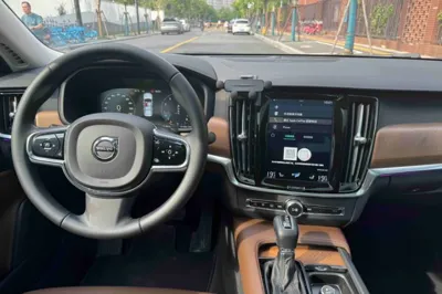 Volvo S90 2019, 79800 км, за 19599 USD - фото 36