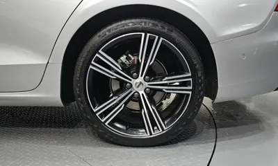 Volvo S60 2021, 16674 км, за 21125.81 USD