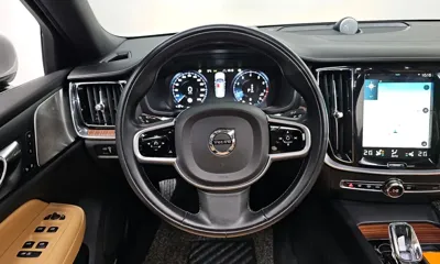 Volvo S60 2021, 16674 км, за 21125.81 USD - фото 13