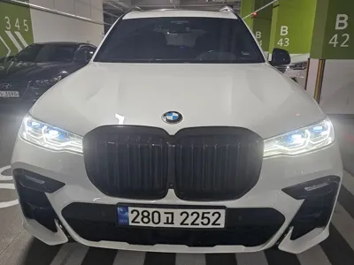 BMW X7 2020, 103000 км, за 43911.05 USD