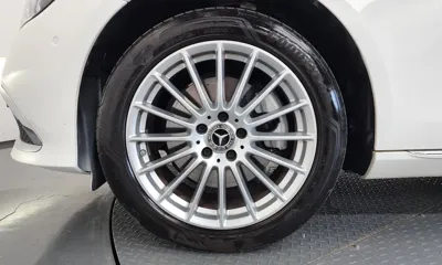 Mercedes-Benz E-Class 2023, 17714 км, за 31581.68 USD