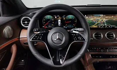 Mercedes-Benz E-Class 2023, 17714 км, за 31528.3 USD - фото 13