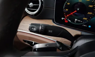 Mercedes-Benz E-Class 2023, 17714 км, за 31528.3 USD - фото 29