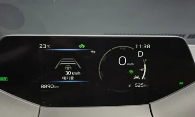 Toyota Prius 2026, 8890 км, за 27563.35 USD - фото 8