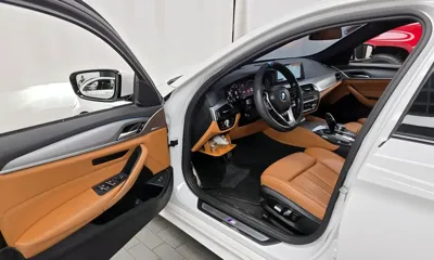 BMW 5-Series 2017, 95817 км, за 15436.15 USD - фото 10