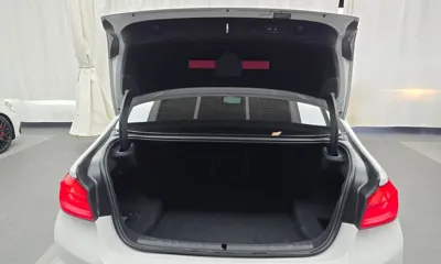 BMW 5-Series 2017, 95817 км, за 15436.15 USD - фото 20