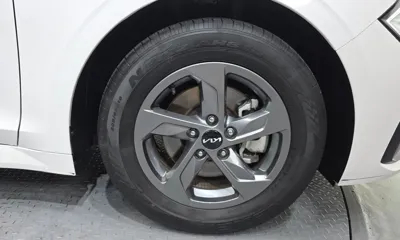 Kia K5 2024, 25190 км, за 14626.53 USD