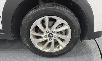 Hyundai Tucson 2016, 118531 км, за 5251.41 USD - фото 21