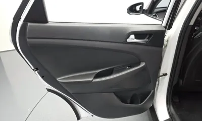 Hyundai Tucson 2016, 118531 км, за 5251.41 USD - фото 25