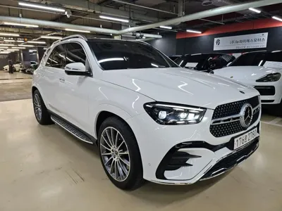 Mercedes-Benz GLE-Class 2025, 6090 км, за 68416.23 USD