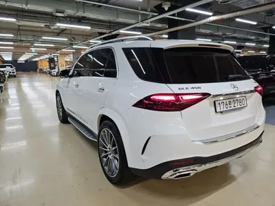 Mercedes-Benz GLE-Class 2025, 6090 км, за 68416.23 USD