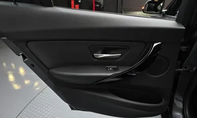 BMW 3-Series 2018, 78065 км, за 11525.68 USD - фото 25