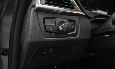 BMW 3-Series 2018, 78065 км, за 11525.68 USD - фото 27