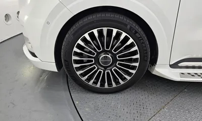 Kia Canival 2023, 18434 км, за 30537.3 USD