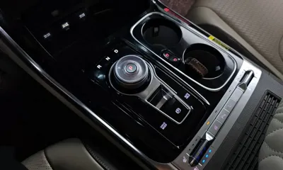 Kia Canival 2023, 18434 км, за 30537.3 USD - фото 9