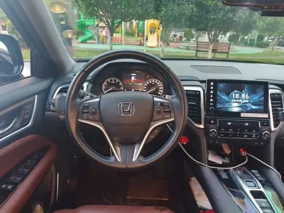 Honda UR-V 2018, 89000 км, за 13875.54 USD