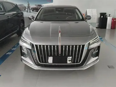 Hongqi Hongqi H5 2023, 14800 км, за 13146.7 USD