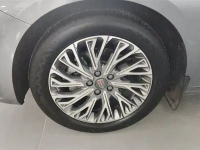 Hongqi Hongqi H5 2023, 14800 км, за 13146.7 USD - фото 6