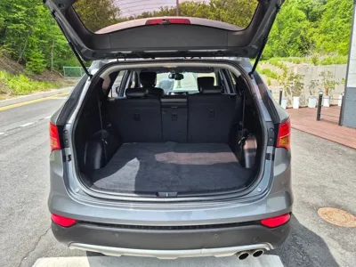 Hyundai Santafe 2013, 181235 км, за 4926.43 USD