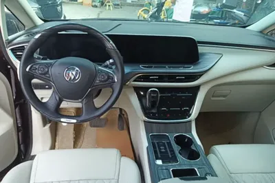 Buick GL8 2022, 72200 км, за 26878 USD - фото 12