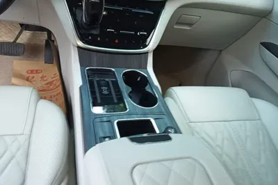 Buick GL8 2022, 72200 км, за 26878 USD - фото 16