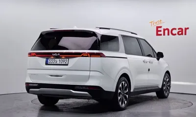 Kia Canival 2023, 40583 км, за 19889.72 USD