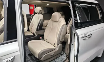 Kia Canival 2024, 30675 км, за 26602.72 USD - фото 11