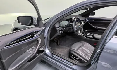 BMW 5-Series 2019, 70894 км, за 19491.24 USD - фото 11