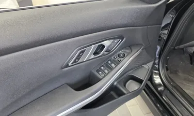 BMW 3-Series 2021, 98117 км, за 15944.6 USD - фото 29