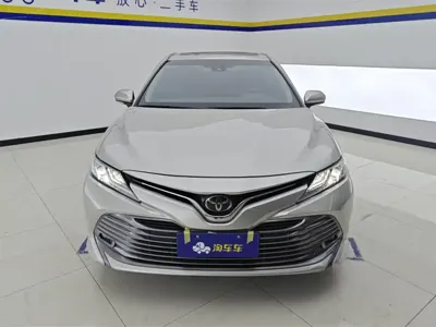 Toyota Camry 2019, 97800 км, за 13183.97 USD