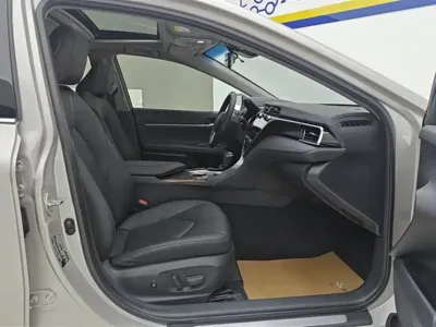Toyota Camry 2019, 97800 км, за 13221.3 USD - фото 8