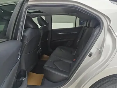 Toyota Camry 2019, 97800 км, за 13221.3 USD - фото 11