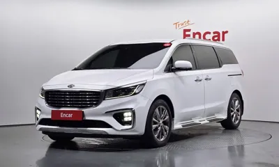 Kia Canival · 2019 год