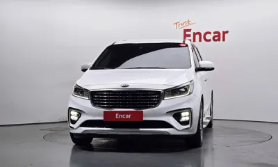 Kia Canival 2019, 96833 км, за 12340.82 USD