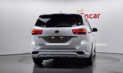 Kia Canival 2019, 96833 км, за 12340.82 USD