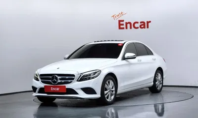 Mercedes-Benz C-Class · 2020 год