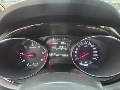 Kia Canival 2017, 122461 км, за 7800.11 USD