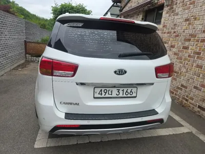 Kia Canival 2017, 122461 км, за 7745.83 USD - фото 8