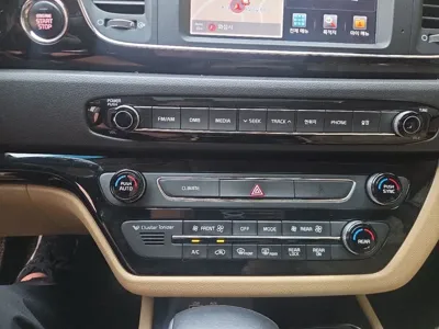 Kia Canival 2017, 122461 км, за 7745.83 USD - фото 16