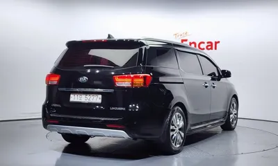 Kia Canival 2016, 146505 км, за 6699.94 USD