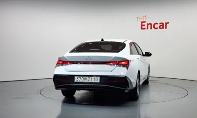 Hyundai Avante 2024, 63049 км, за 12553.68 USD