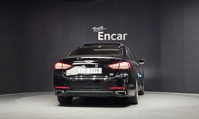 Hyundai Genesis 2015, 111385 км, за 11093.61 USD