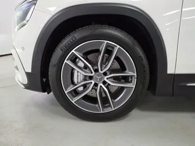 Mercedes-Benz GLB-Class 2025, 2732 км, за 40698.44 USD